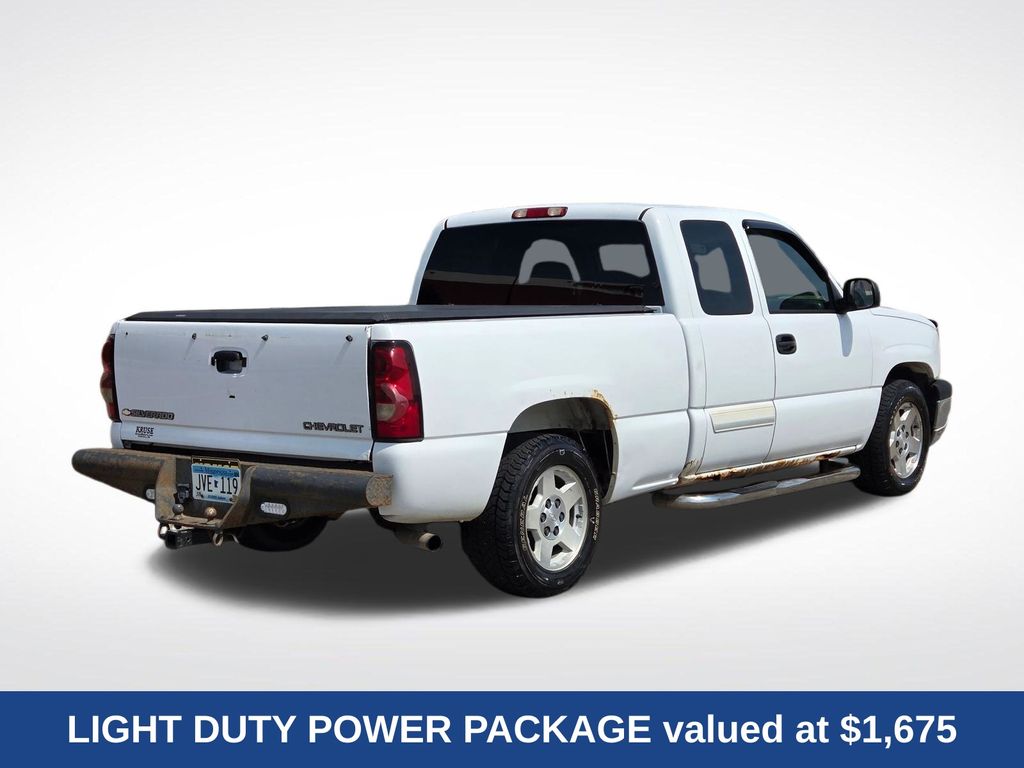 2005 Chevrolet Silverado 1500 LS