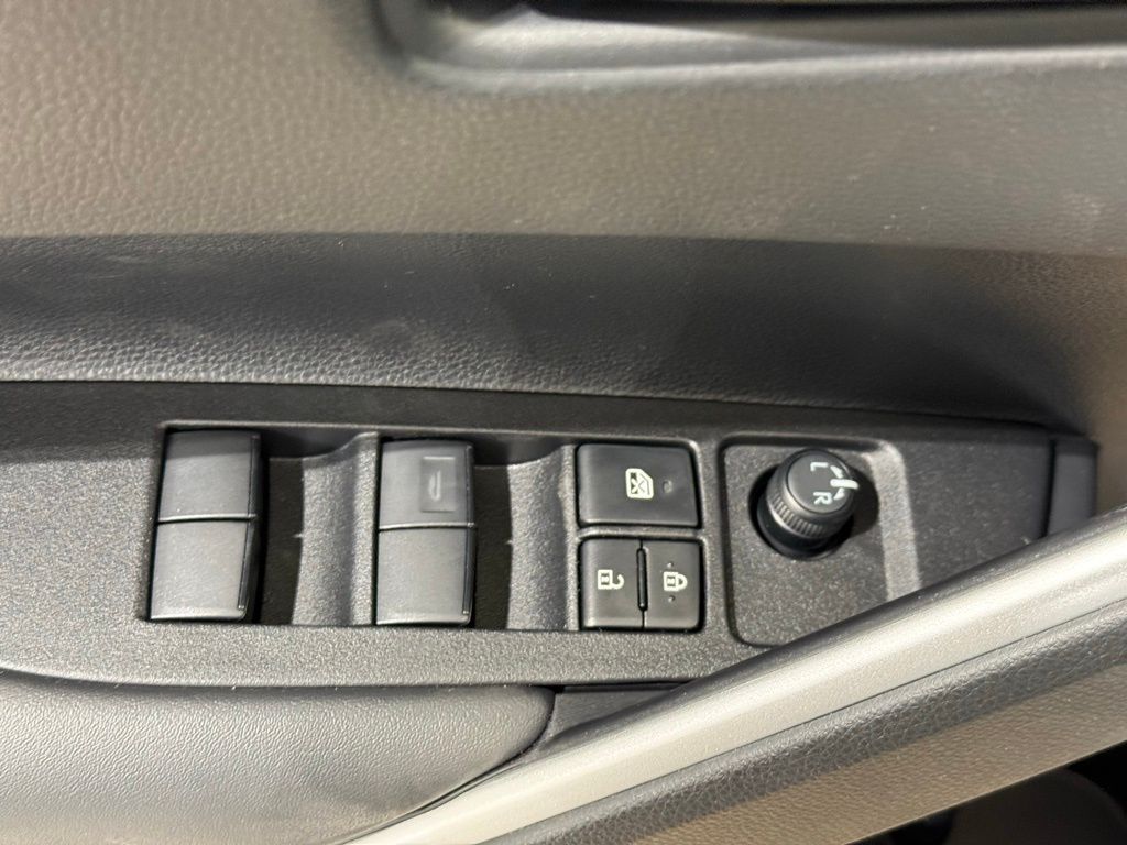 Thumbnail: 2026 Toyota Corolla Cross - 16