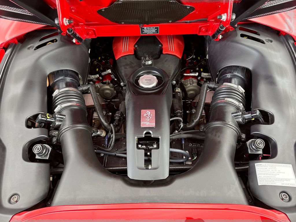 Thumbnail: 2019 Ferrari 488 - 32