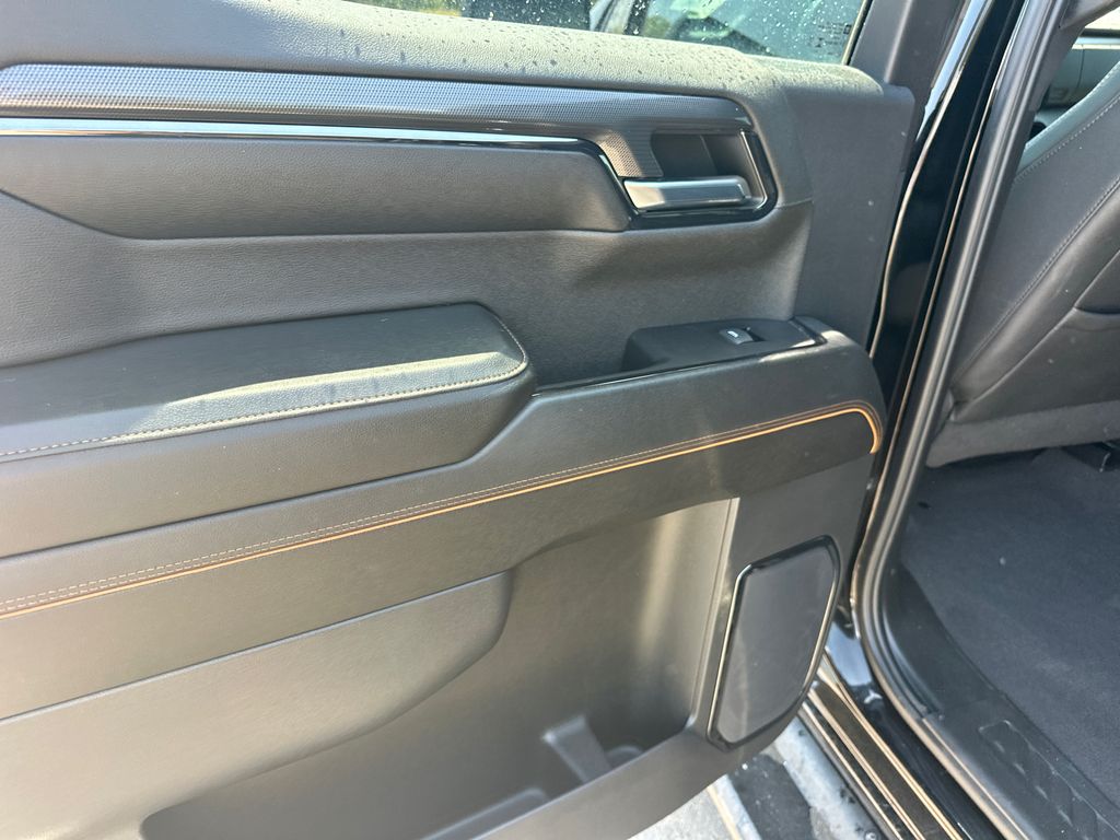Used 2024 Black GMC AT4 image 21