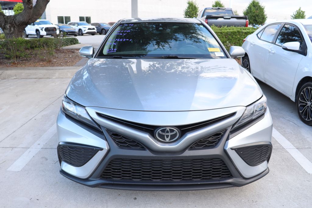 2023 Toyota Camry SE 5