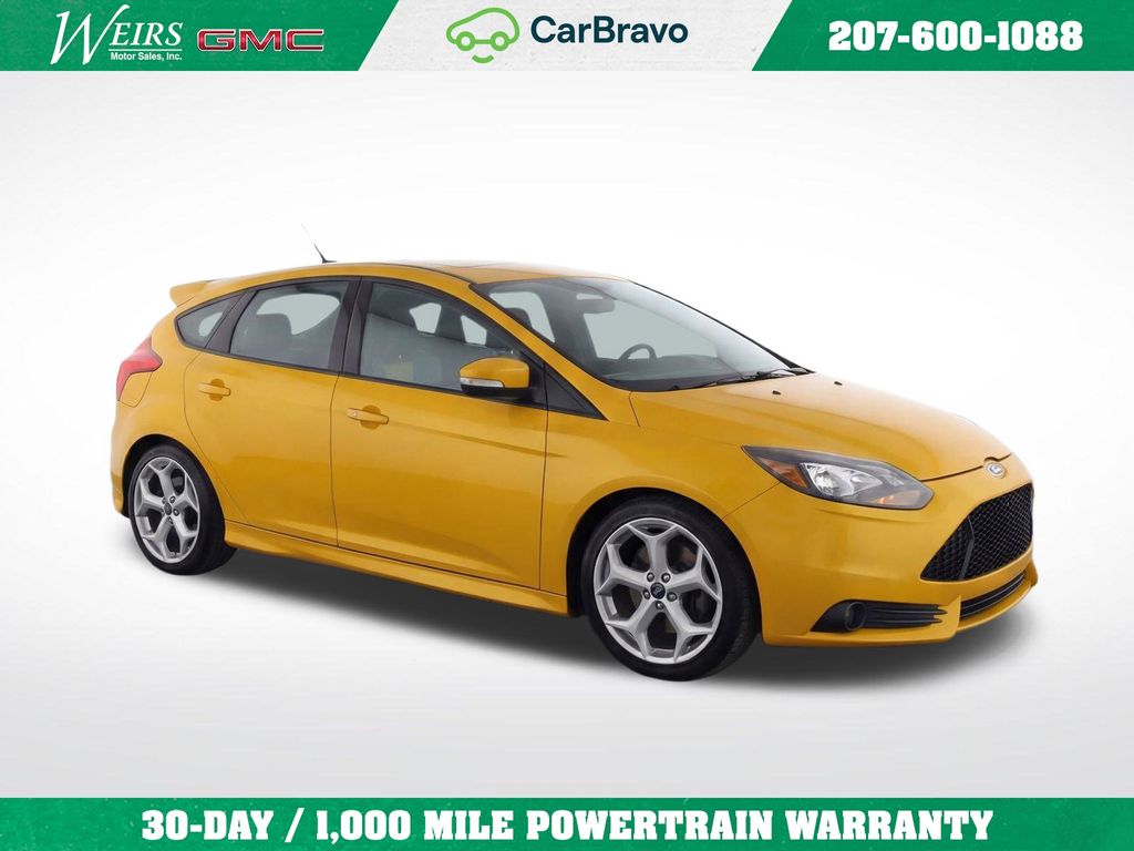Tangerine 2013 Ford Focus ST Hatchback Front-Wheel Drive 6-Speed Manual