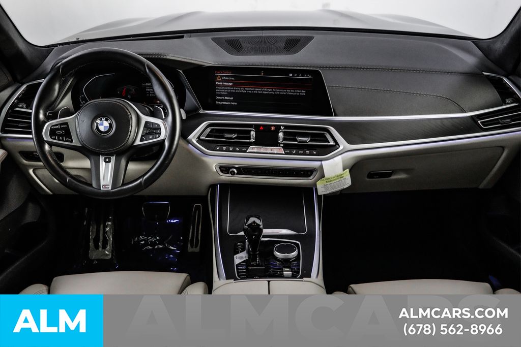 Used 2022 Black BMW xDrive40i image 27