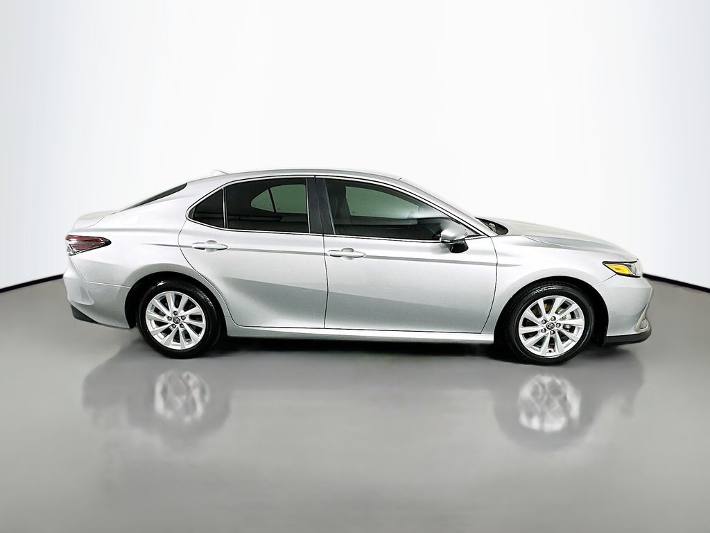 Thumbnail: 2021 Toyota Camry - 4