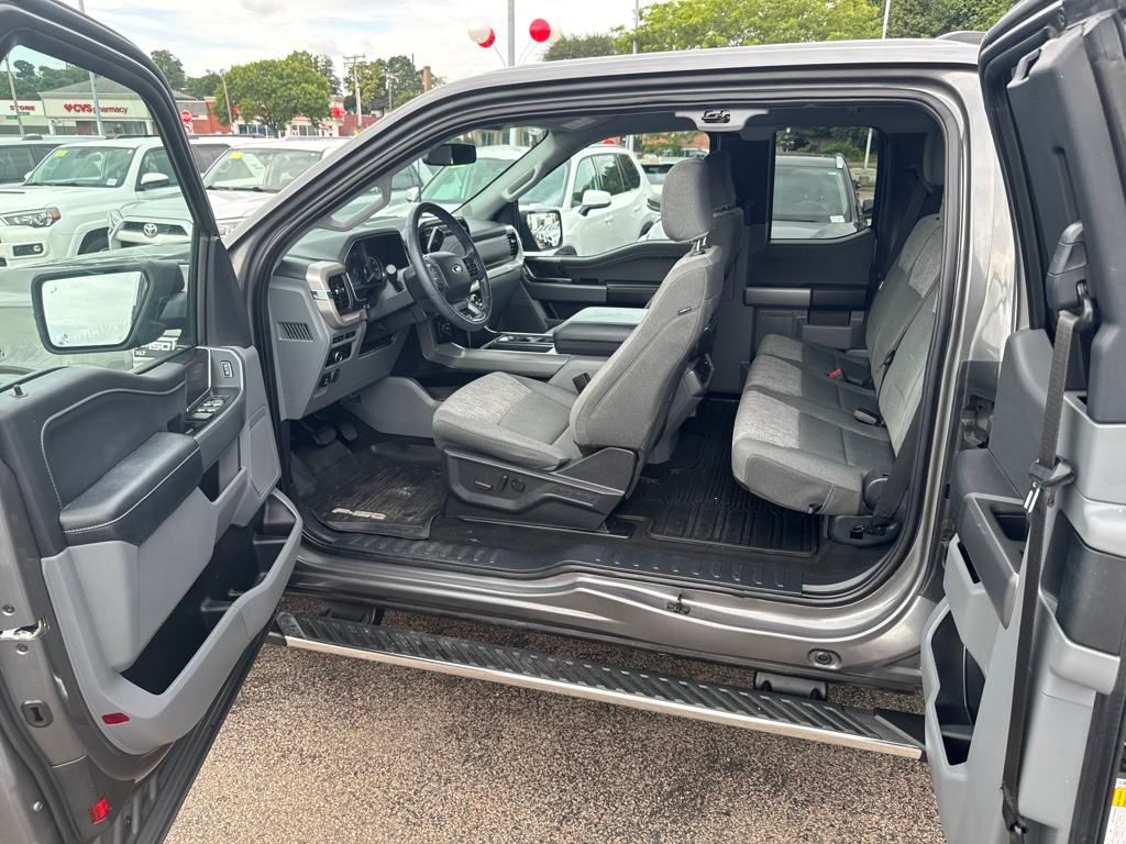 2023 Ford F-150 XLT photo 17