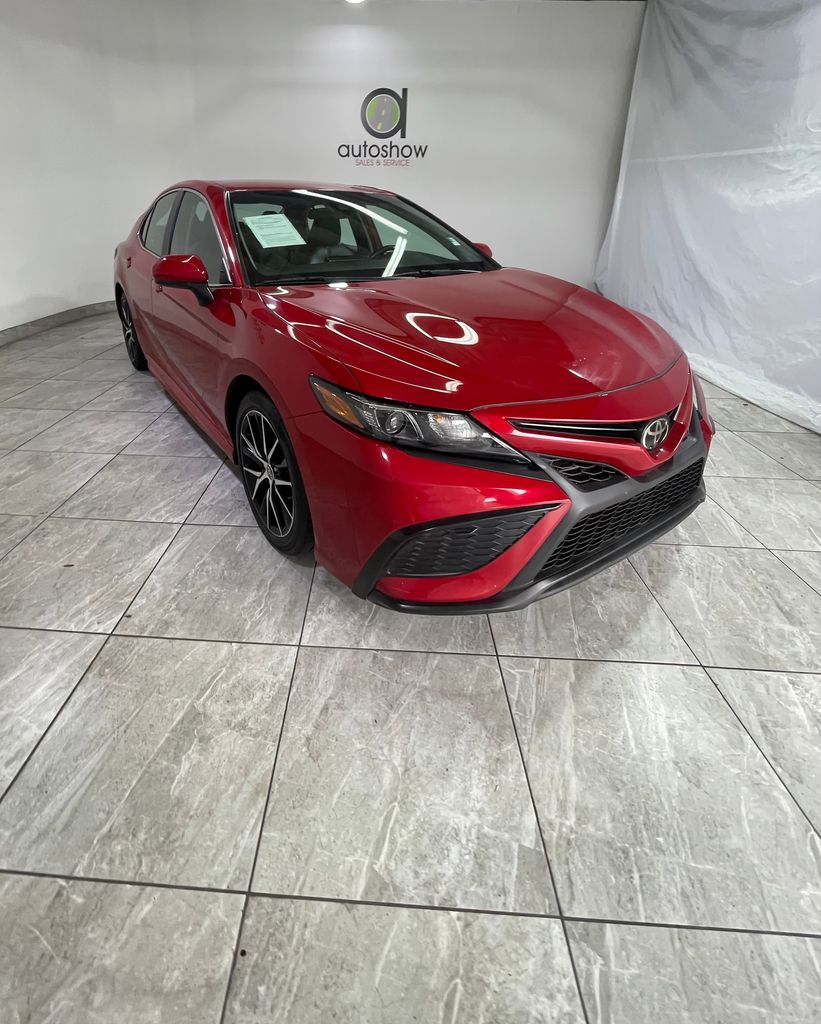 Red 2021 Toyota Camry SE FWD Sedan Front-Wheel Drive 8-Speed Automatic