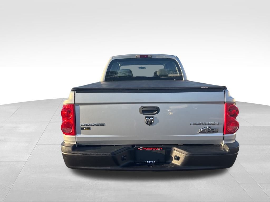 2011 Dodge Dakota SXT SLT photo 4