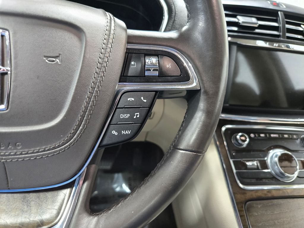 2017 Lincoln Continental Reserve - Photo 15