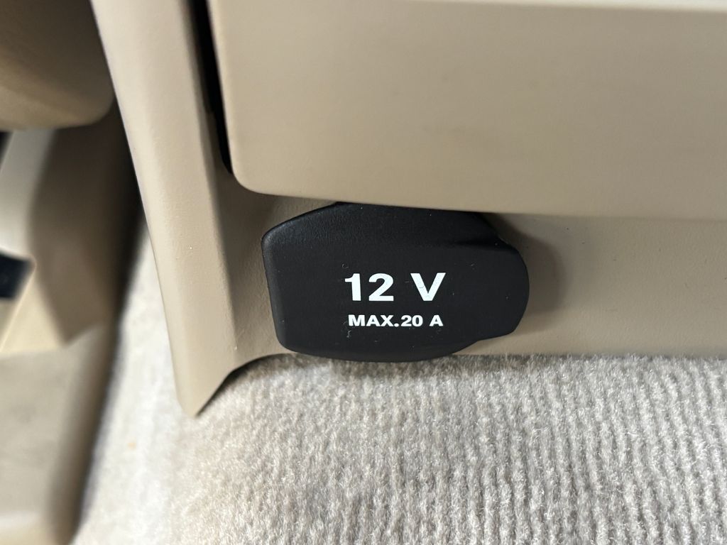 Thumbnail: 2014 Mercedes-Benz M-Class - 20