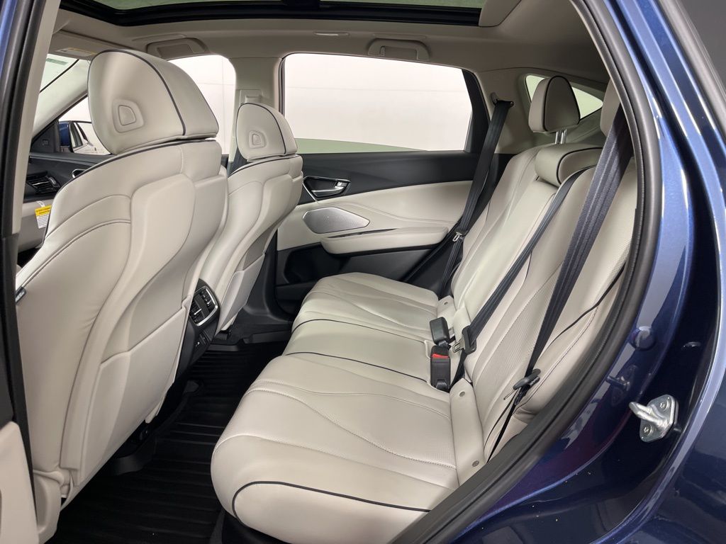 Thumbnail: 2025 Acura RDX - 22