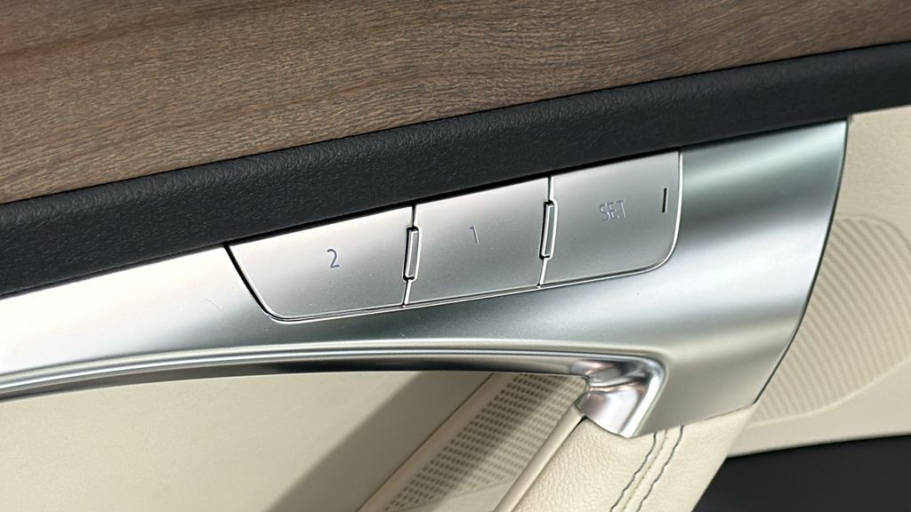 2025 Audi A6  28