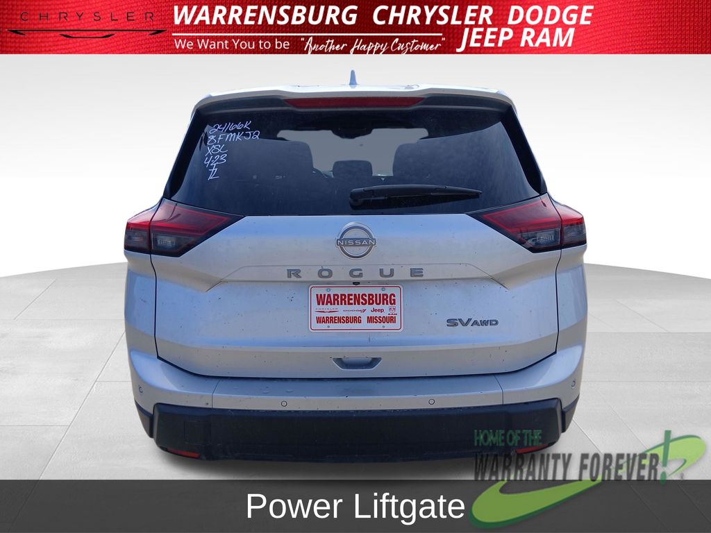 View vehicle photo 6