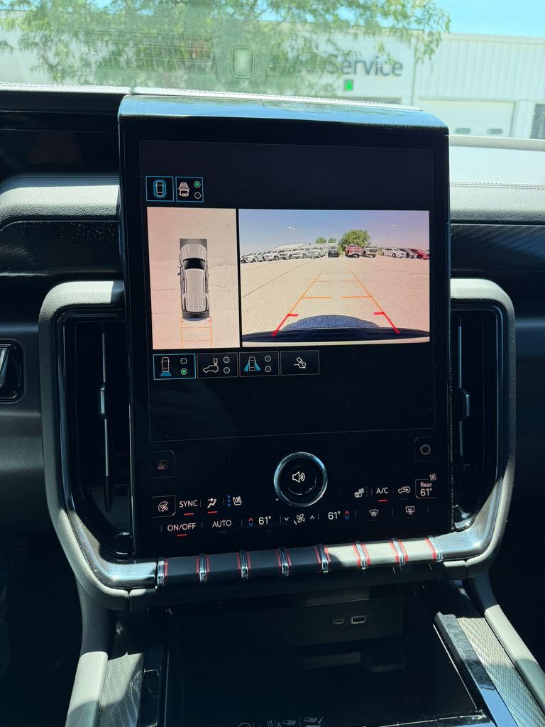 Used 2025 GMC Yukon SUV