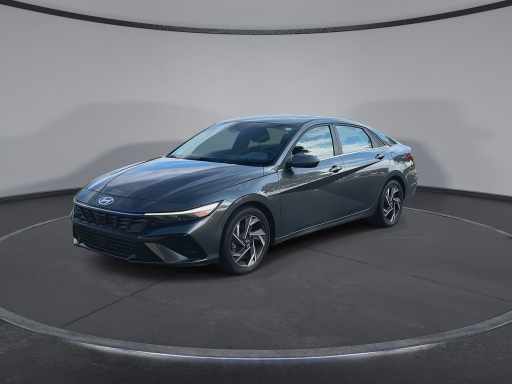 Thumbnail: 2024 Hyundai Elantra - 4