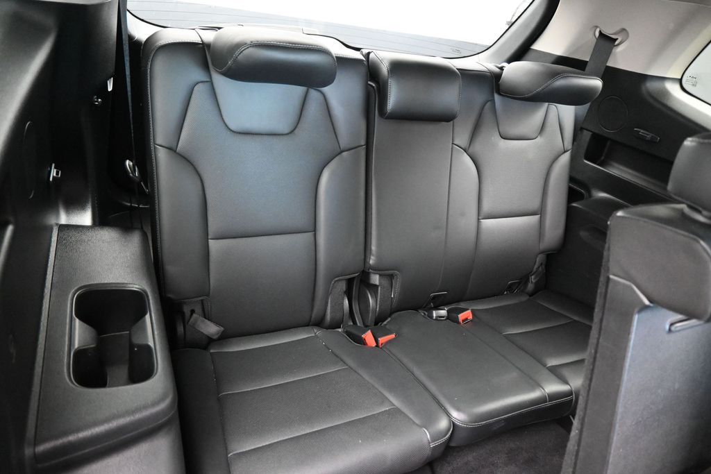 Used 2022 Gravity Gray Kia LX image 40