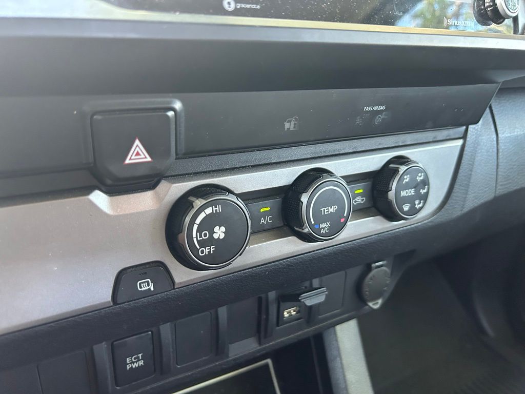 2021 Toyota Tacoma SR 19