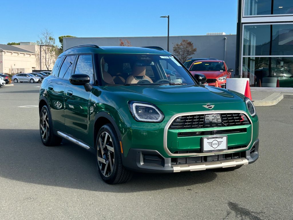 2025 MINI Cooper Countryman Iconic 7