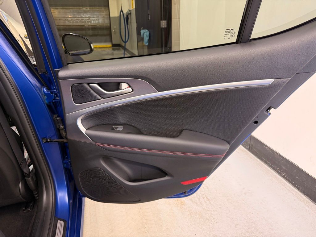 Thumbnail: 2025 Genesis G70 - 25