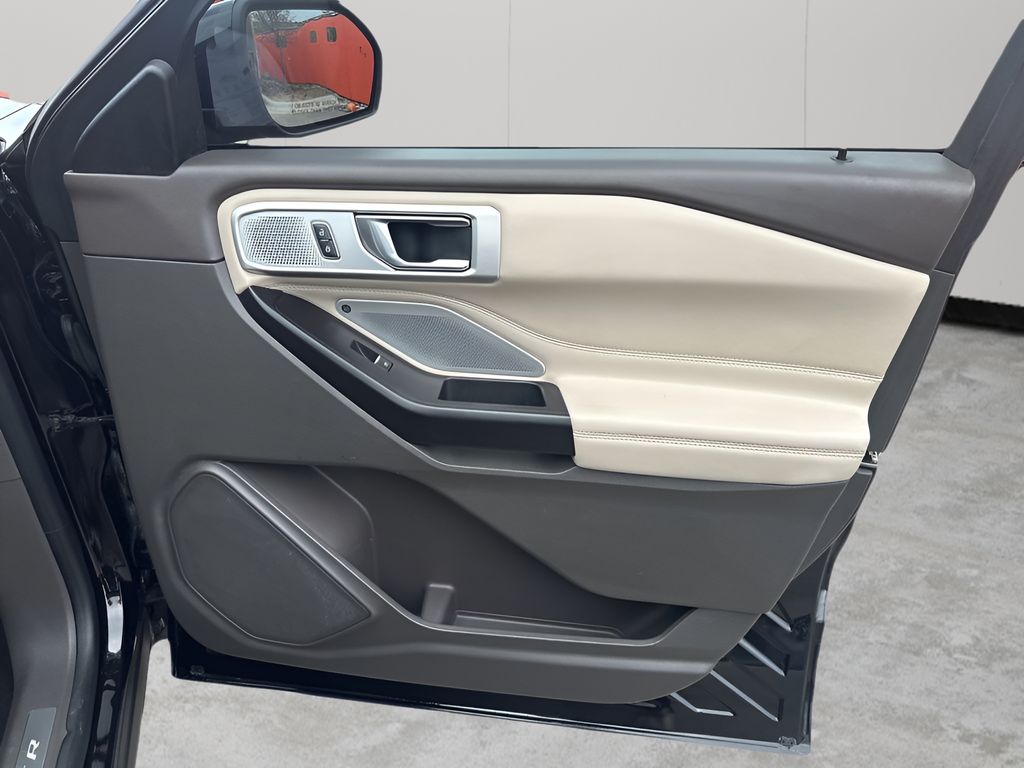 Used Car 2020 Ford Explorer  Platinum For Sale Under $25,000 In Austin, Texas