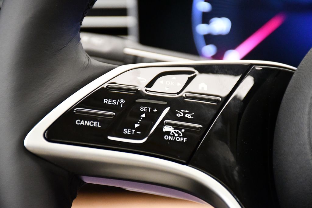 Thumbnail: 2025 Mercedes-Benz GLS - 23