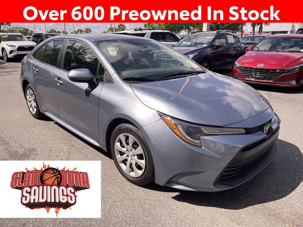 2025 Toyota Corolla LE