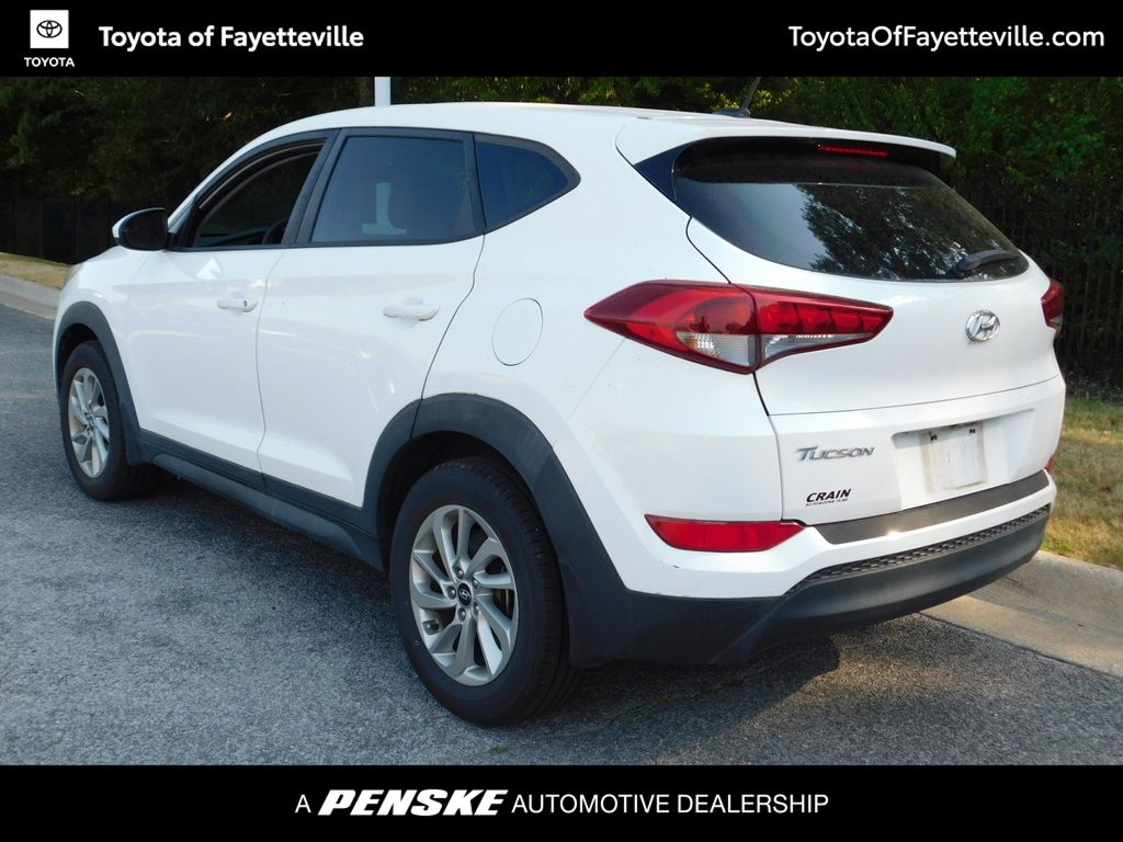 Thumbnail: 2016 Hyundai Tucson - 3