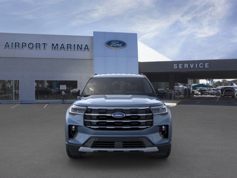 2025 Ford Explorer Active 7