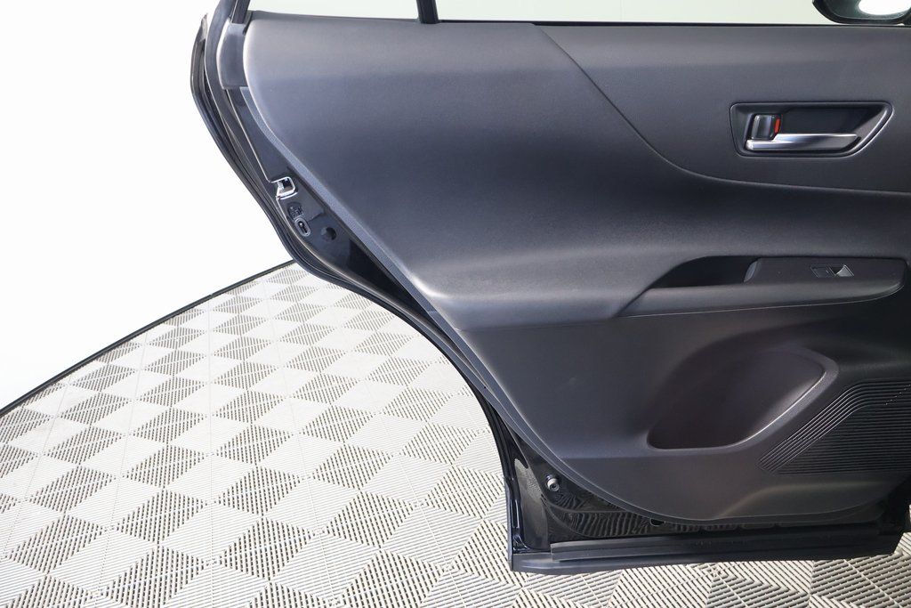 Thumbnail: 2021 Toyota Venza - 13