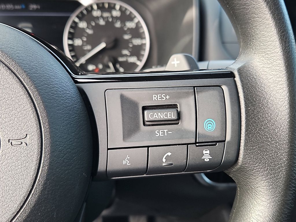 Thumbnail: 2022 Nissan Rogue - 24