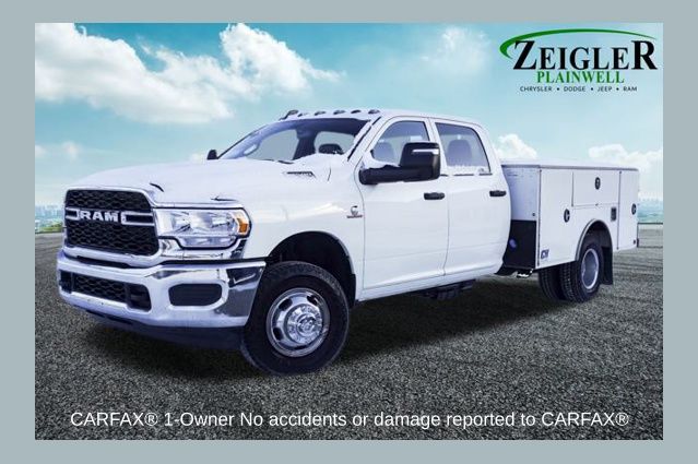 2024 RAM 3500 Chassis Tradesman Crew Cab LB DRW 4WD