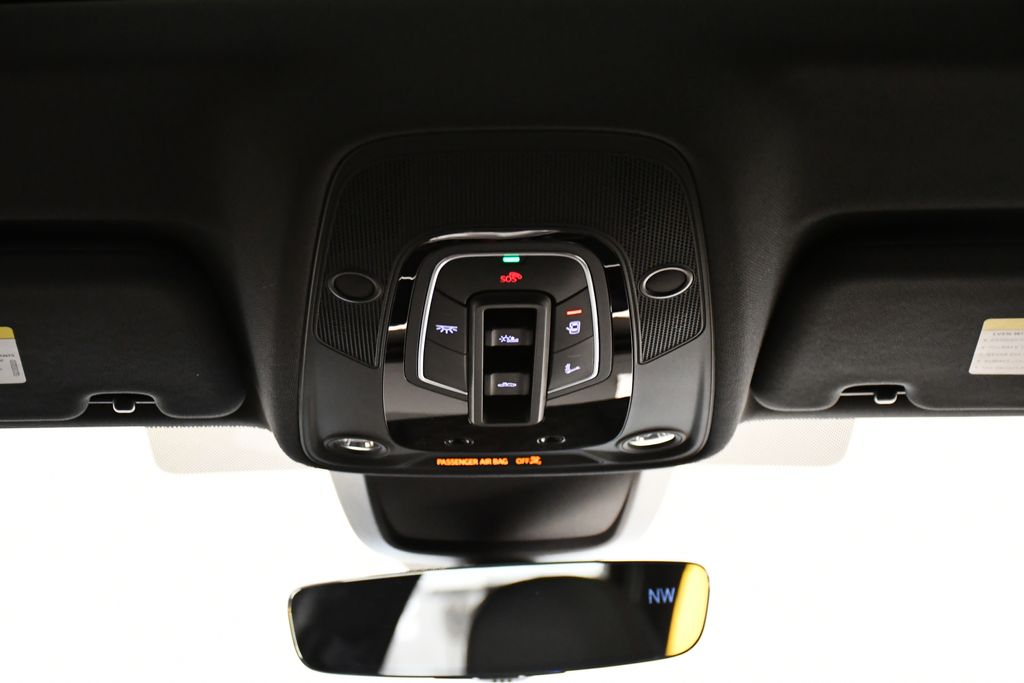 Thumbnail: 2026 Audi RS 6 - 17