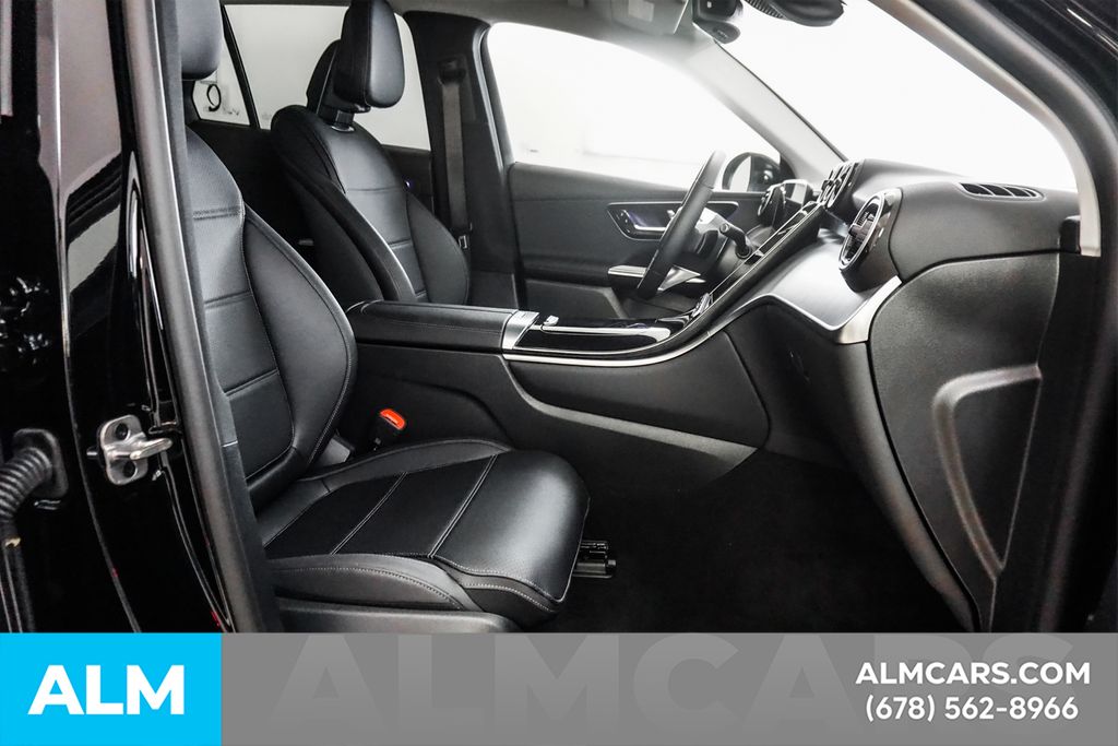 Used 2026 Black Mercedes-Benz GLC 350e image 19
