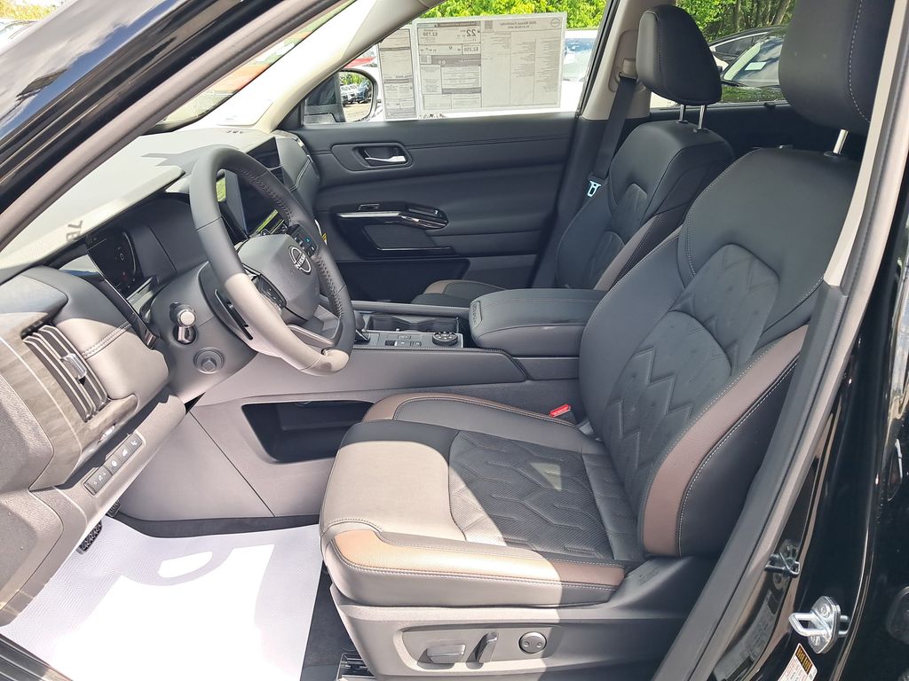 2026 Nissan Pathfinder Platinum Black at John Sisson Motors