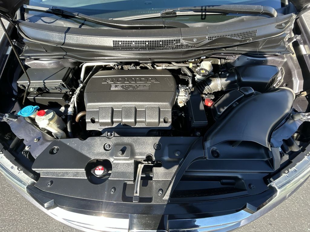 Thumbnail: 2016 Honda Odyssey - 26