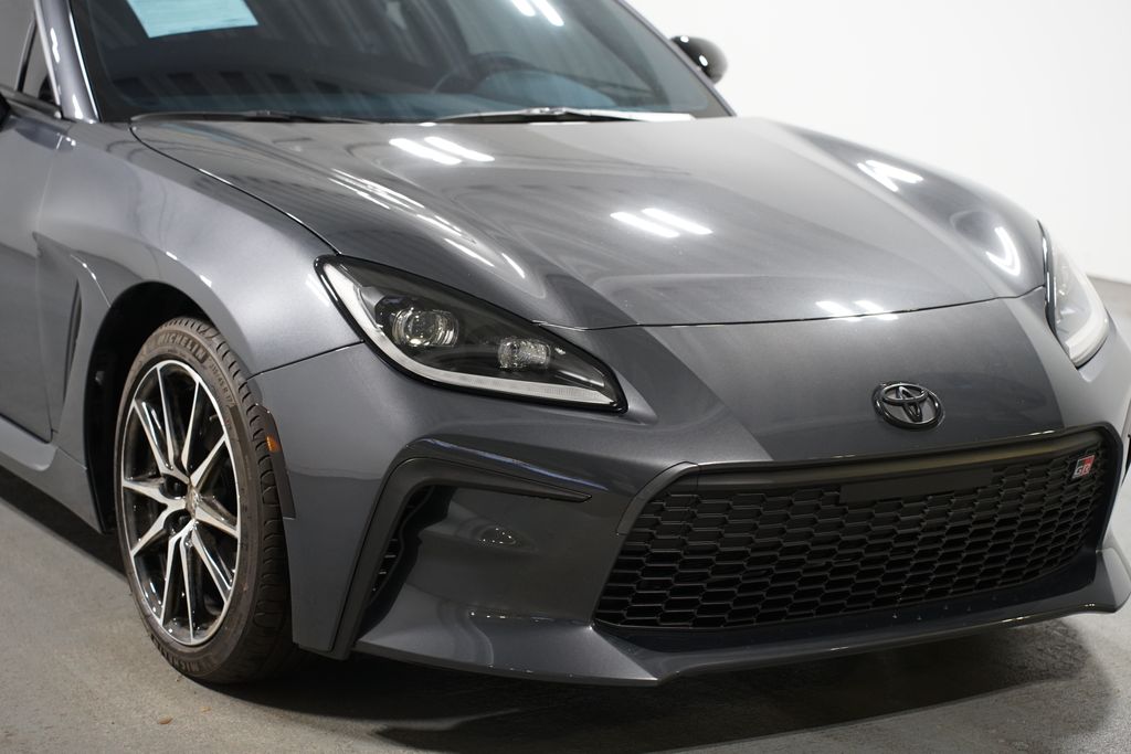 Thumbnail: 2024 Toyota GR86 - 4