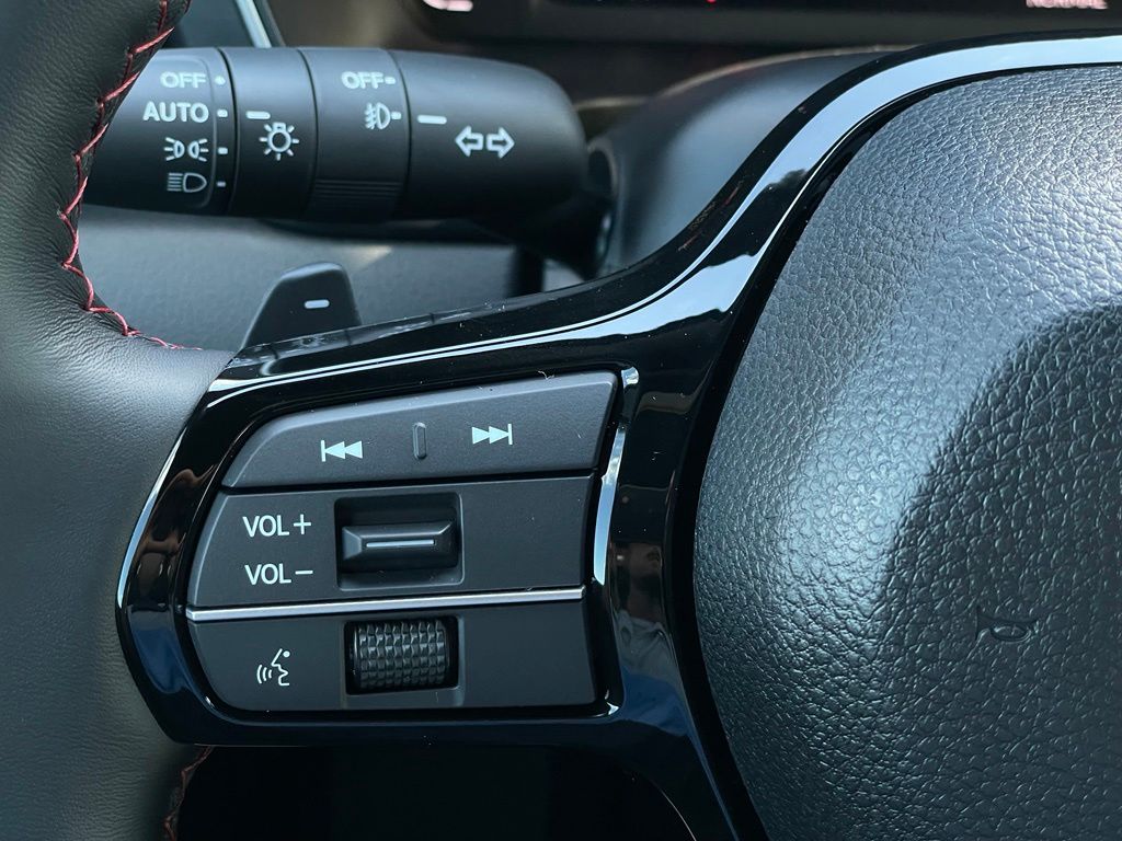 Thumbnail: 2026 Honda Pilot - 15