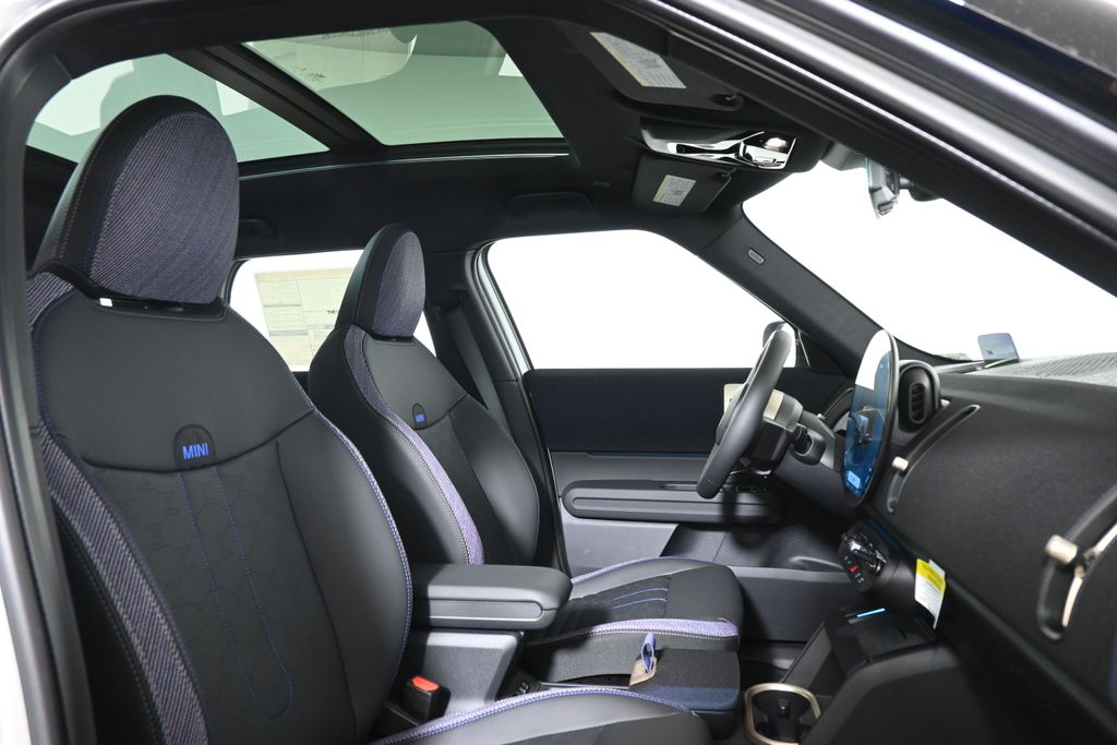 Thumbnail: 2025 MINI Cooper Countryman - 20