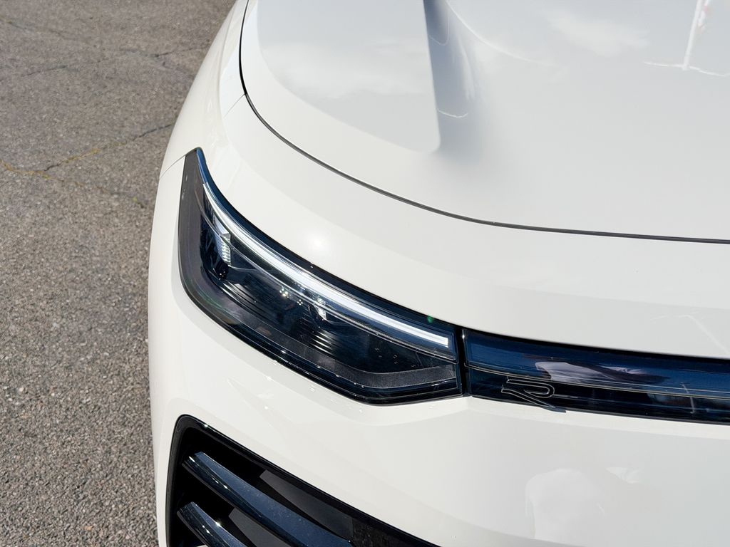 New 2026  Volkswagen 2.0T SE R-Line Black image 5