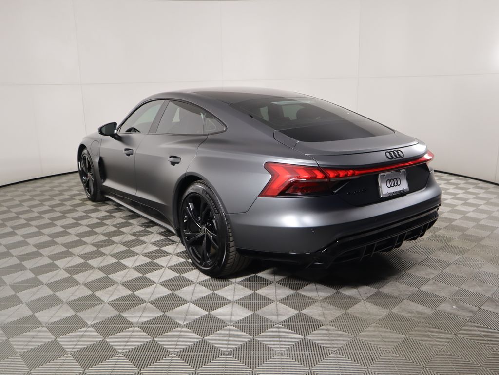 Thumbnail: 2023 Audi e-tron GT - 7