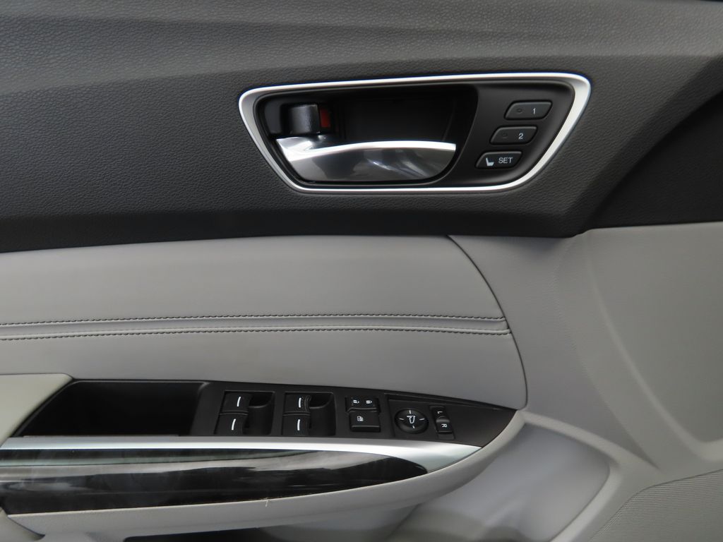 Thumbnail: 2020 Acura TLX - 21