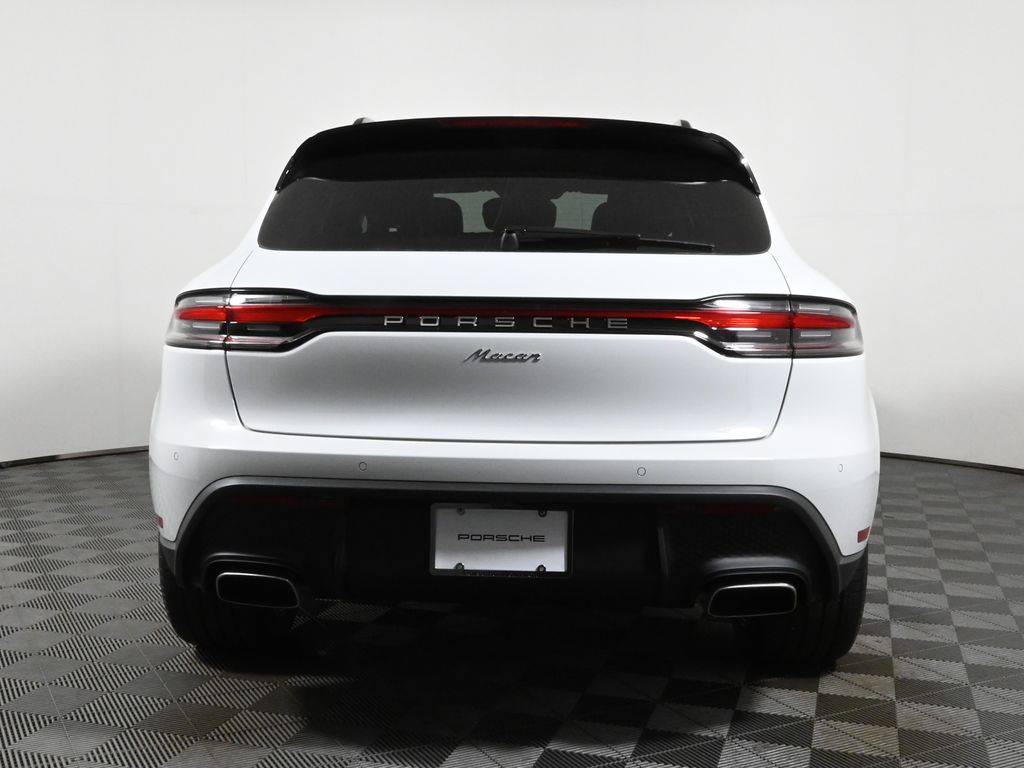 Thumbnail: 2026 Porsche Macan - 6