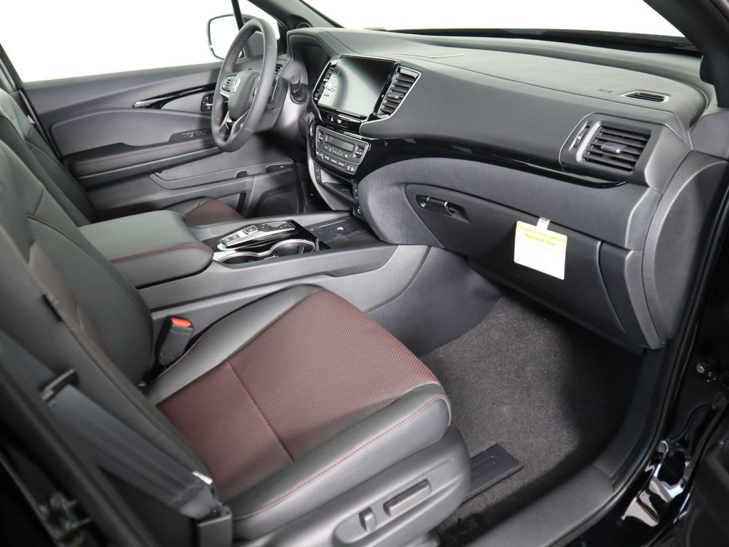 Thumbnail: 2026 Honda Ridgeline - 18