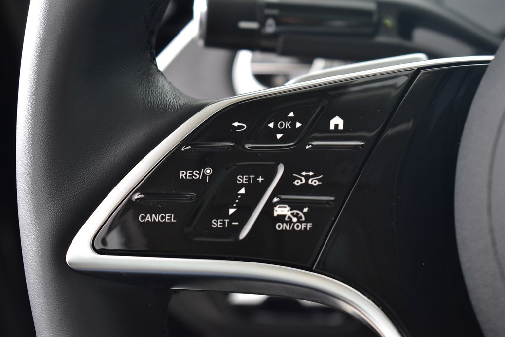 Thumbnail: 2026 Mercedes-Benz E-Class - 21