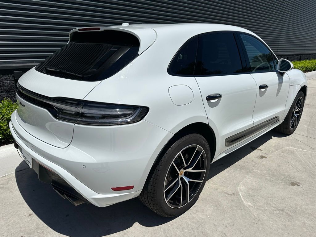 2024 Porsche Macan  9