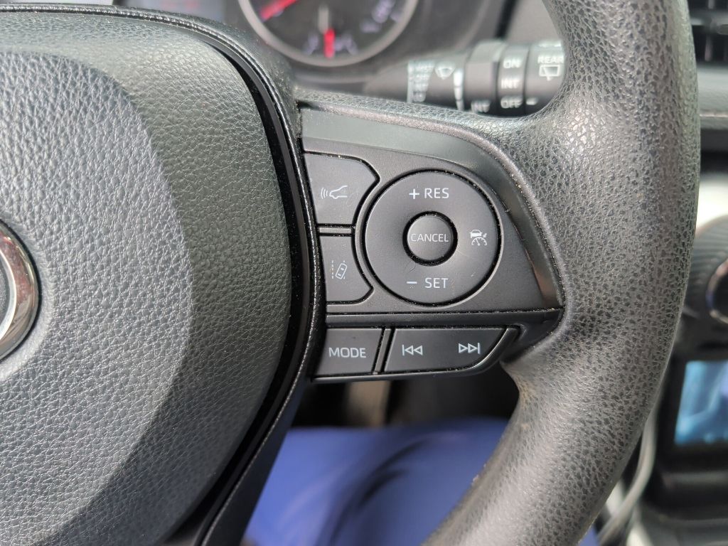 Certified Used 2020 Black Toyota XLE image 14