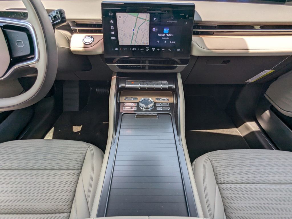 2025 Lincoln Nautilus Reserve