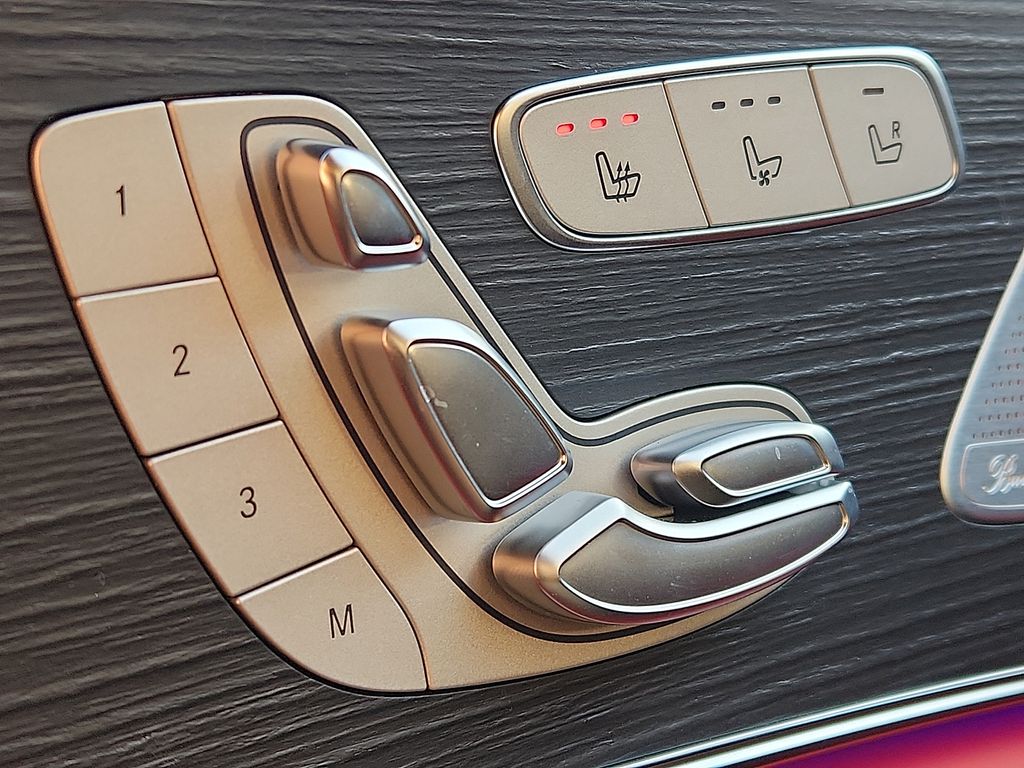 Thumbnail: 2022 Mercedes-Benz AMG GT - 25