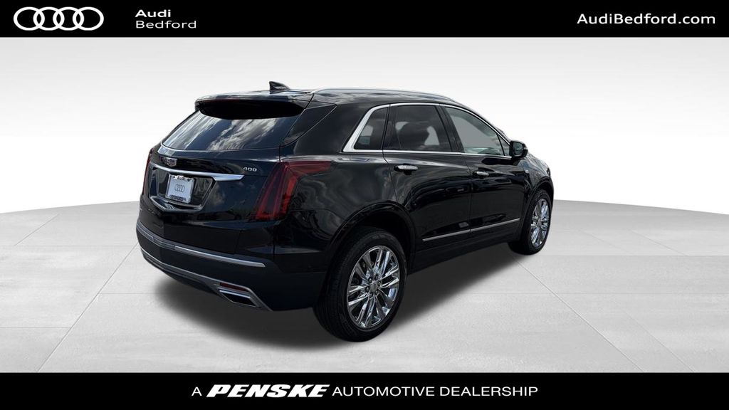 Thumbnail: 2022 Cadillac XT5 - 5