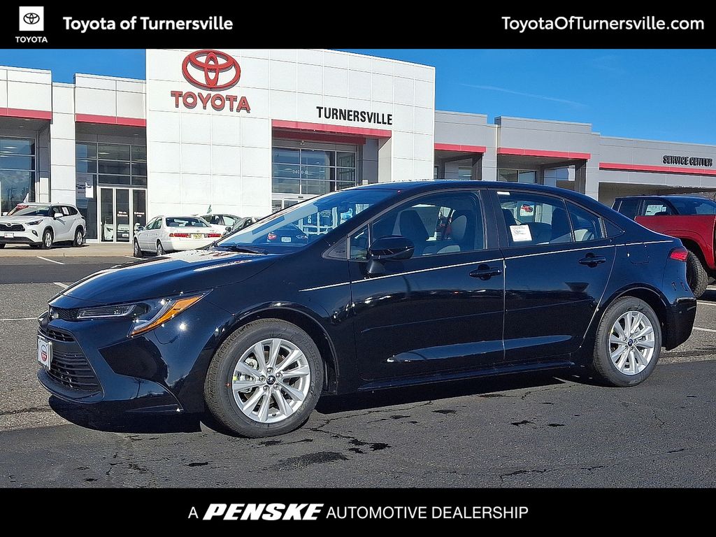 2025 Toyota Corolla LE Hero Image