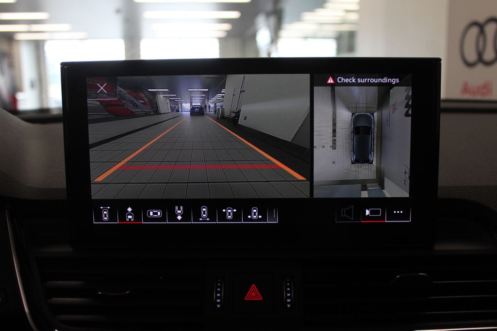 Thumbnail: 2022 Audi Q5 - 19